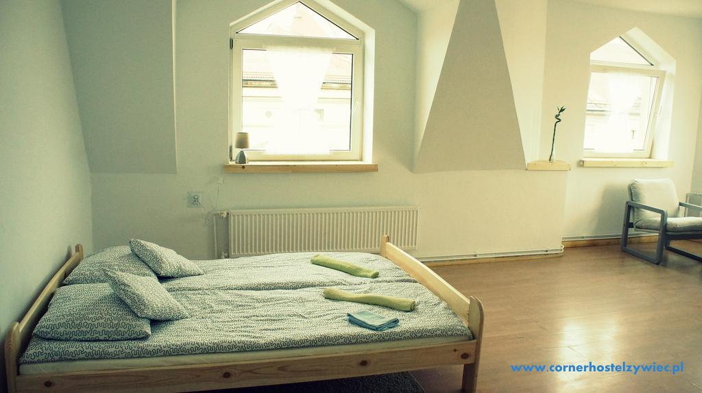 Corner Hostel Живець Екстер'єр фото