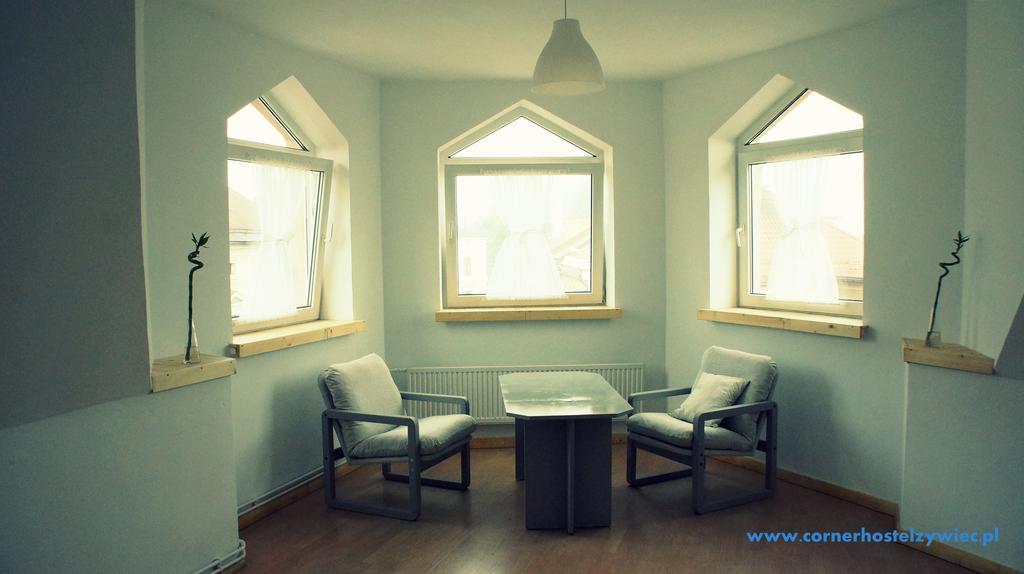 Corner Hostel Живець Екстер'єр фото