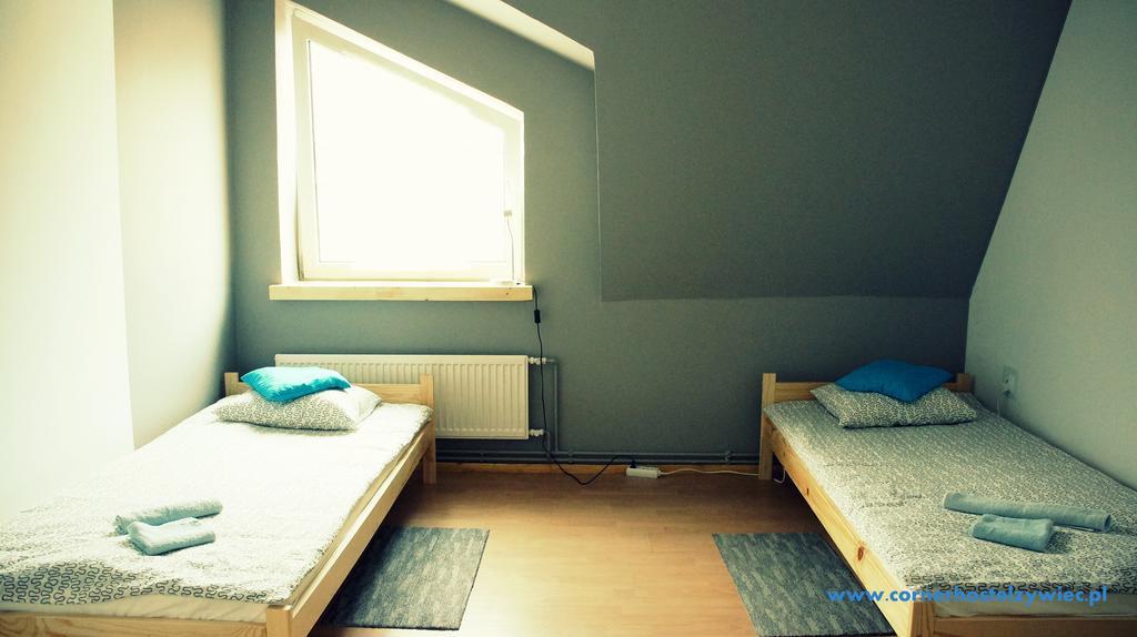 Corner Hostel Живець Екстер'єр фото