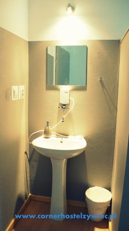 Corner Hostel Живець Екстер'єр фото